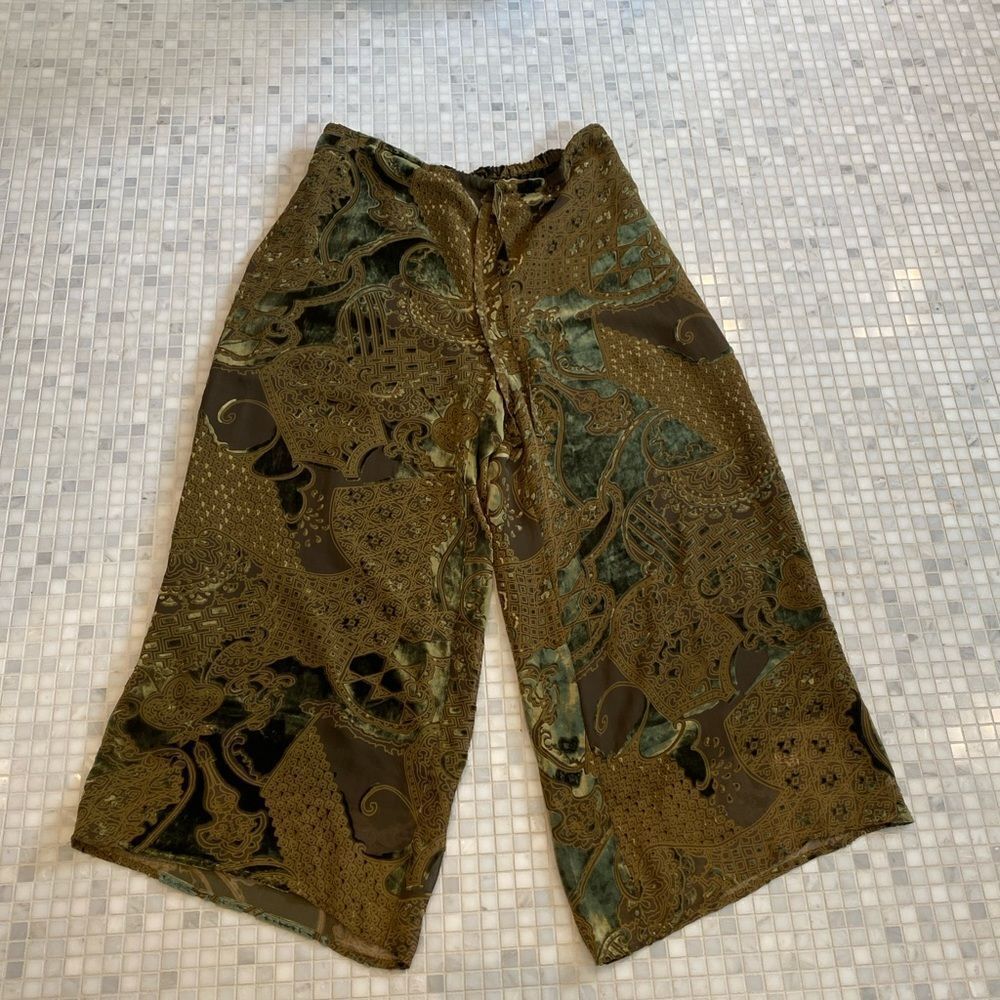 J. Peterman “Clare's Velvet” Wide Leg Pants - Picture 2 of 11